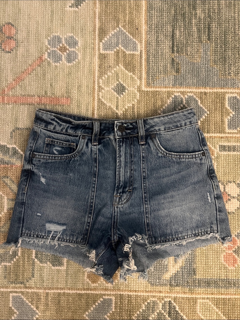 HIDDEN Jeans Distressed Denim Shorts – Size Small